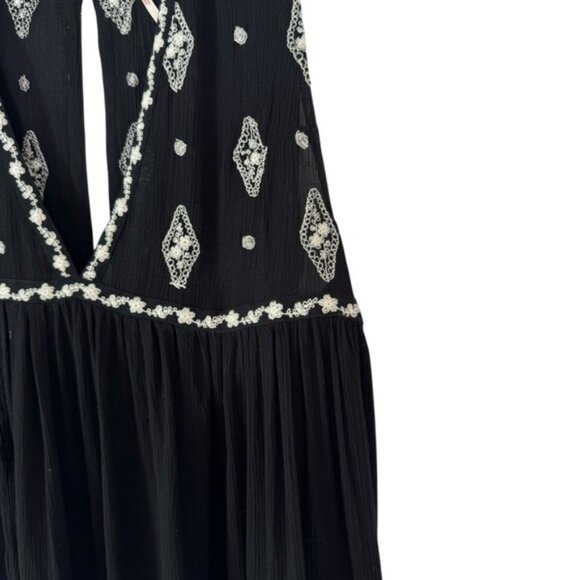 Free People Sleeveless Diamond Embroidered Boho Sleeveless Top Black Size M - Picture 8 of 12